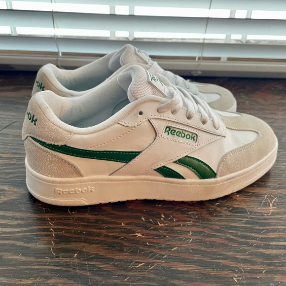 Reebok Classic White and Green Shoes - Picture 2 of 5